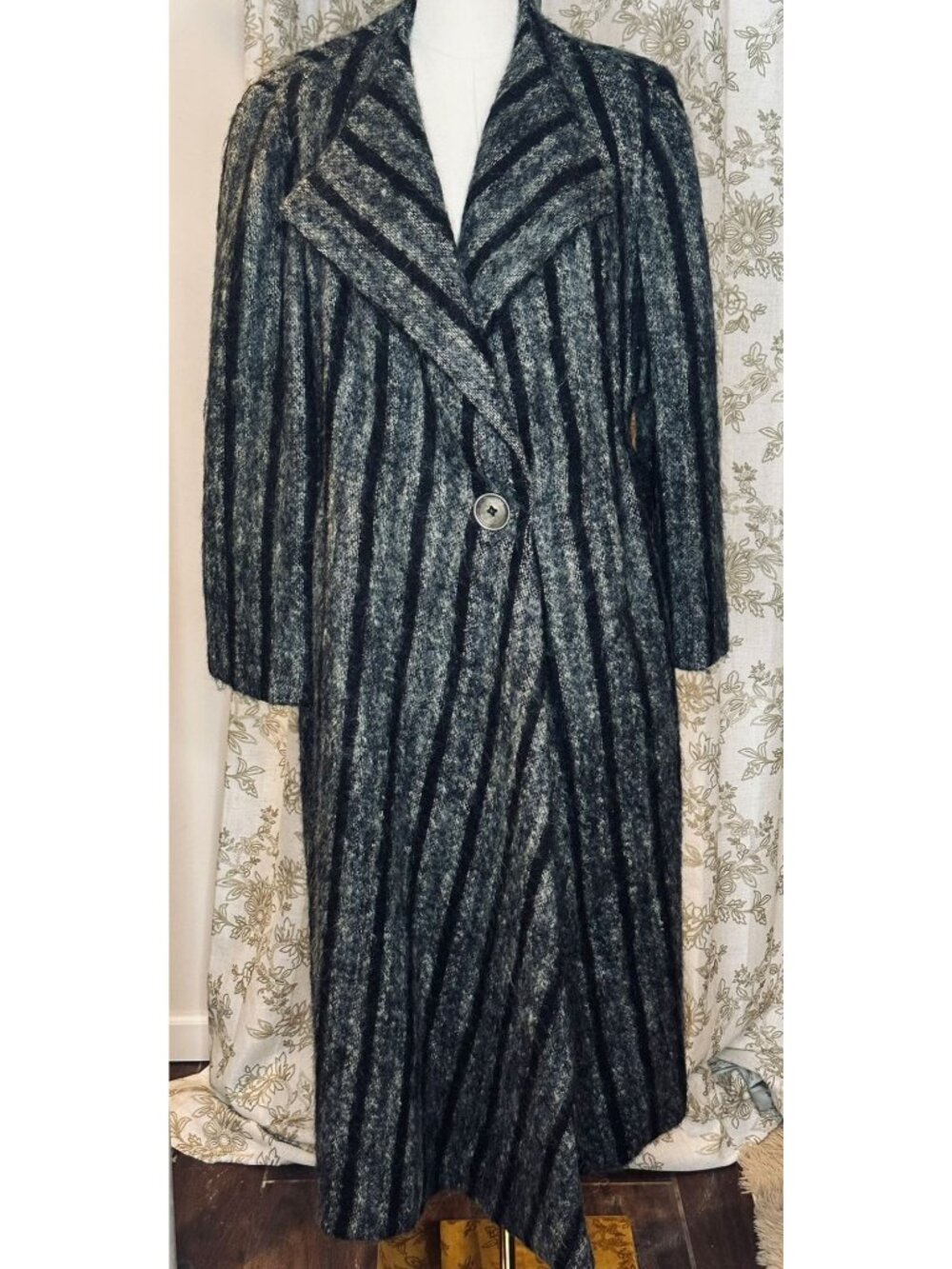 Vintage Mohair Striped Coat Single Button Closure Luxury Old Money Warm